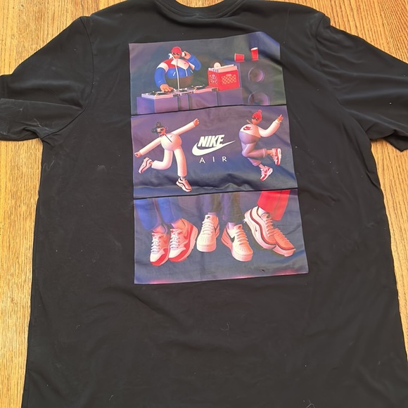 Men’s Black Nike Graphic T-Shirt Large - Picture 5 of 5